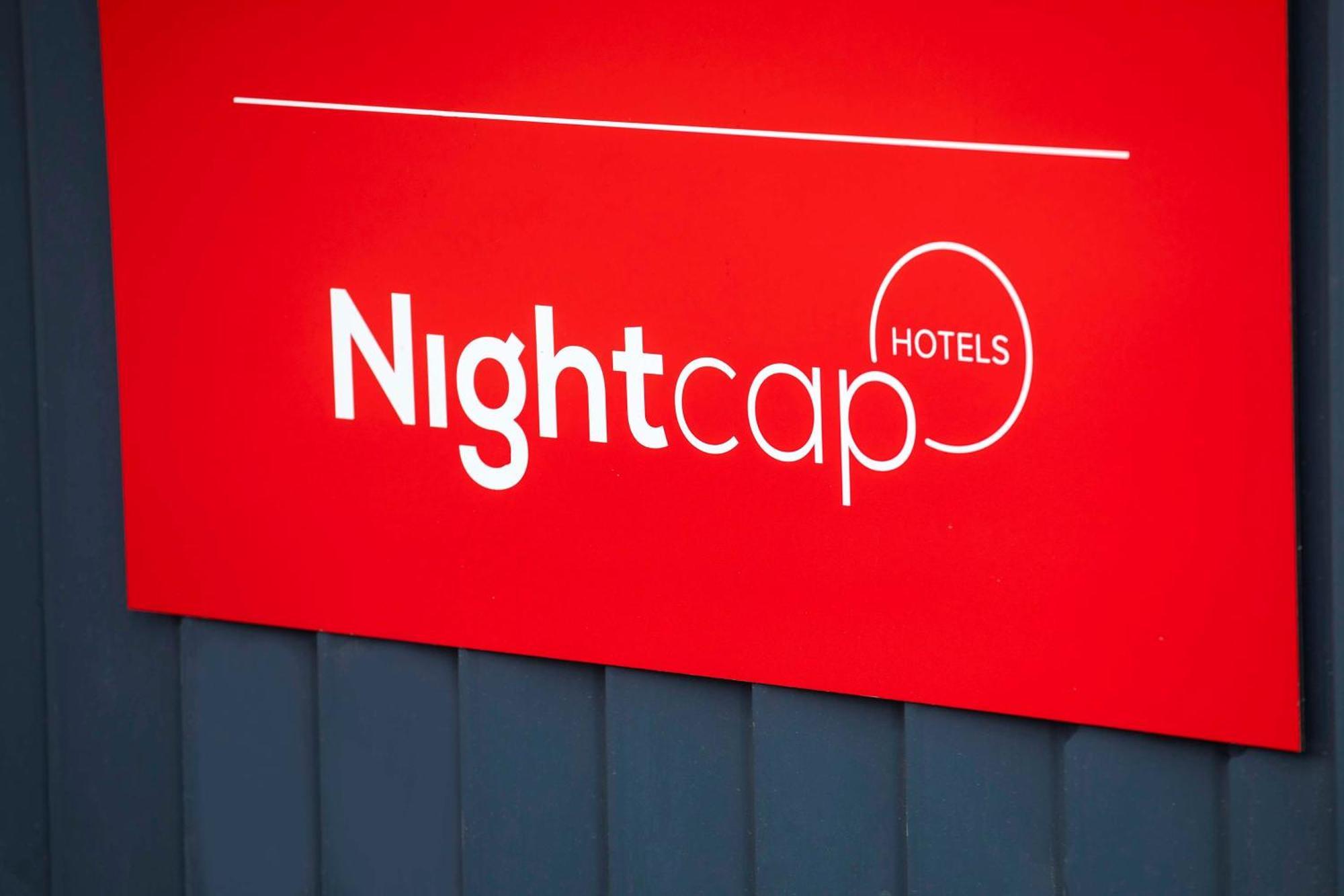Nightcap At Marine Hotel كاردويل المظهر الخارجي الصورة
